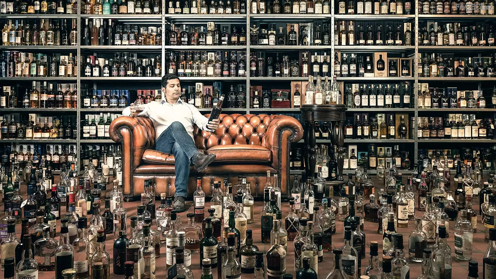 Degustator, Butelki, Mężczyzna, Alkohole