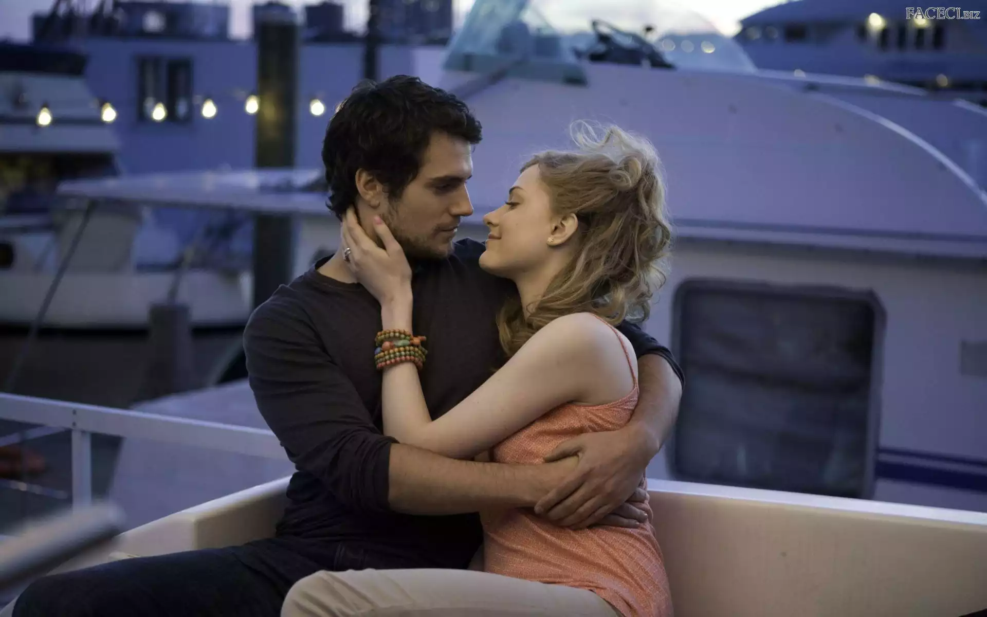 Przytuleni, Evan Rachel, Henry Cavill